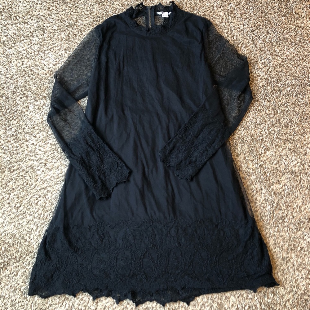 Volcom Lace Dress - Picture 5 of 8